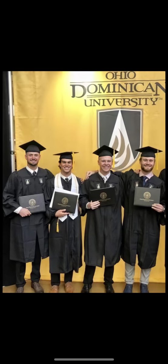 ODUBaseball_'s tweet photo. When stepping foot on campus four years ago, receiving a college diploma was goal #1 for these man. Fast forward 4 years, diploma received. ✅
Congrats on the 4 year journey as a Student-Athlete that not many men are fortunate enough of completing! #Classof2022 🎓 https://t.co/1QVvmGxQEh