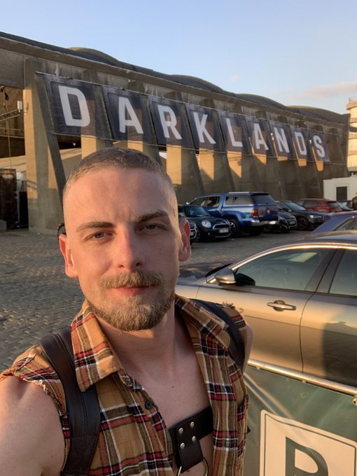 Guess who is here ?? @DarklandsBE https://t.co/twqnwQrBOK