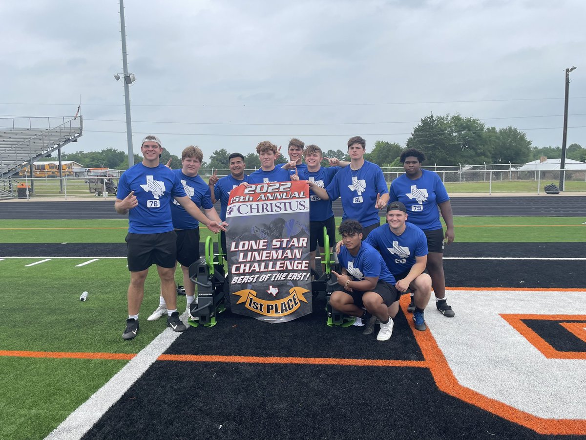 JacobAlford50's tweet photo. Proud of our BIGS for the way they competed and represented @Lindale_FB! 

1st place overall in Division 1 at the Grand Saline Lineman Challenge! #EAT #GRITTY #ALLIN 

@Coach_Cochran @CoachB_Ricks @Joel_Rinlee https://t.co/HCc5ysNb7A