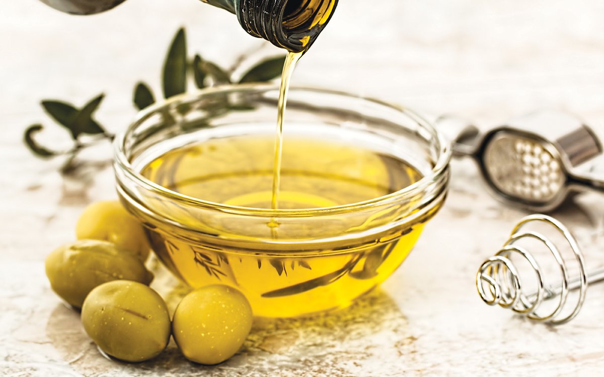 buzzzmagazine's tweet photo. Fish Oil VS Omega 3, What’s The Difference?

Are they truly good for us? Do we really need to take it? Are the two essentially the same thing?

Find out here: https://t.co/qioM5d3XFl https://t.co/JPAxbBQzUQ