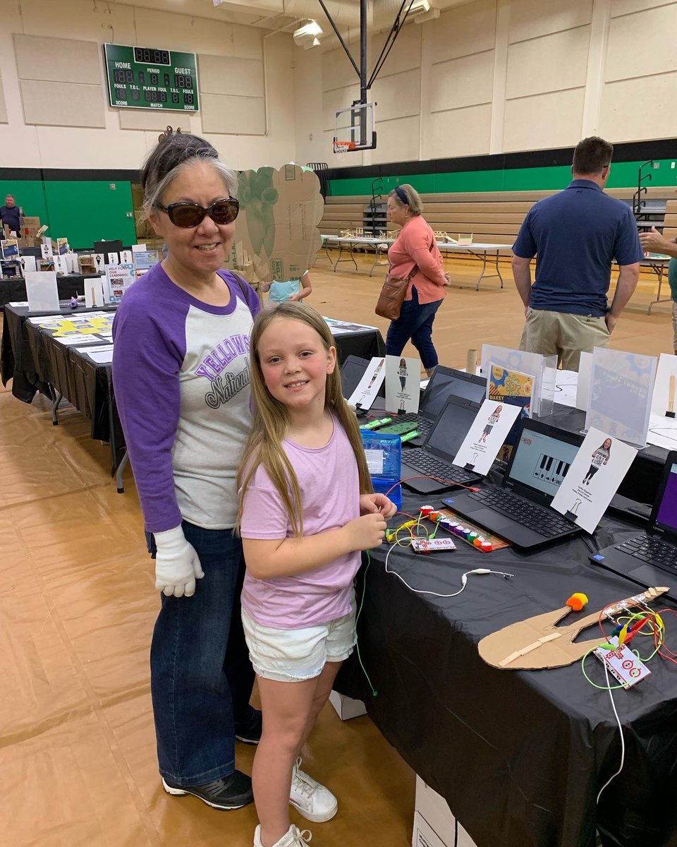sara_freeman's tweet photo. Innovation Fair 2022 is a wrap! Students showcasing their hard work is one of the best rewards in teaching! #maplemakers @MapleWarriors @SmithvilleSD https://t.co/5HBAh7U612