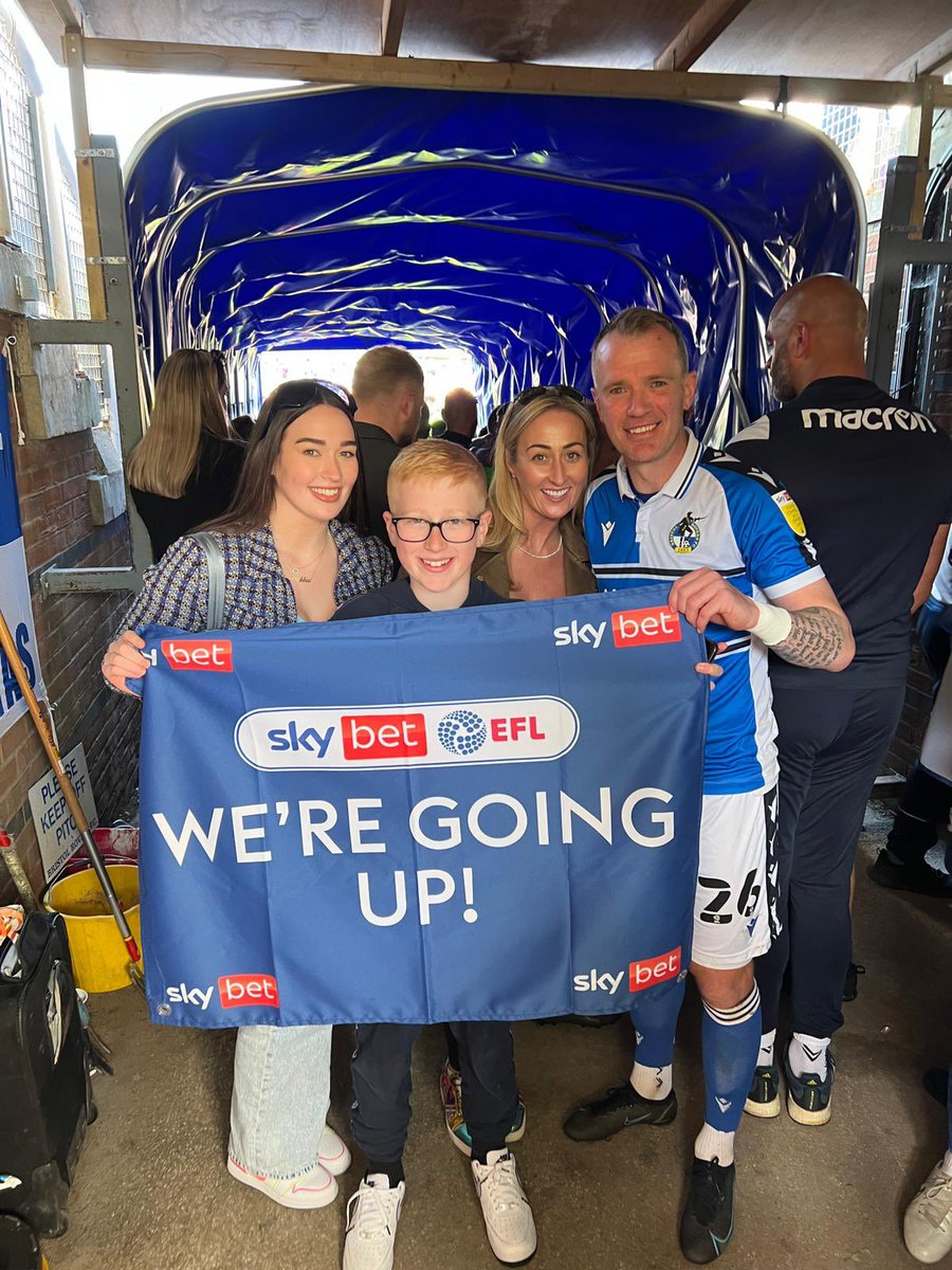 karen3403's tweet photo. Promoted 💙⚽️🙌🏼🥳 so proud of My Whelo 👊🏼 @Official_BRFC https://t.co/HnLnrmb4EU