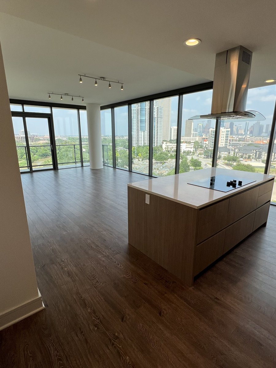 zeek ๐ฌ๐ญ tweet media