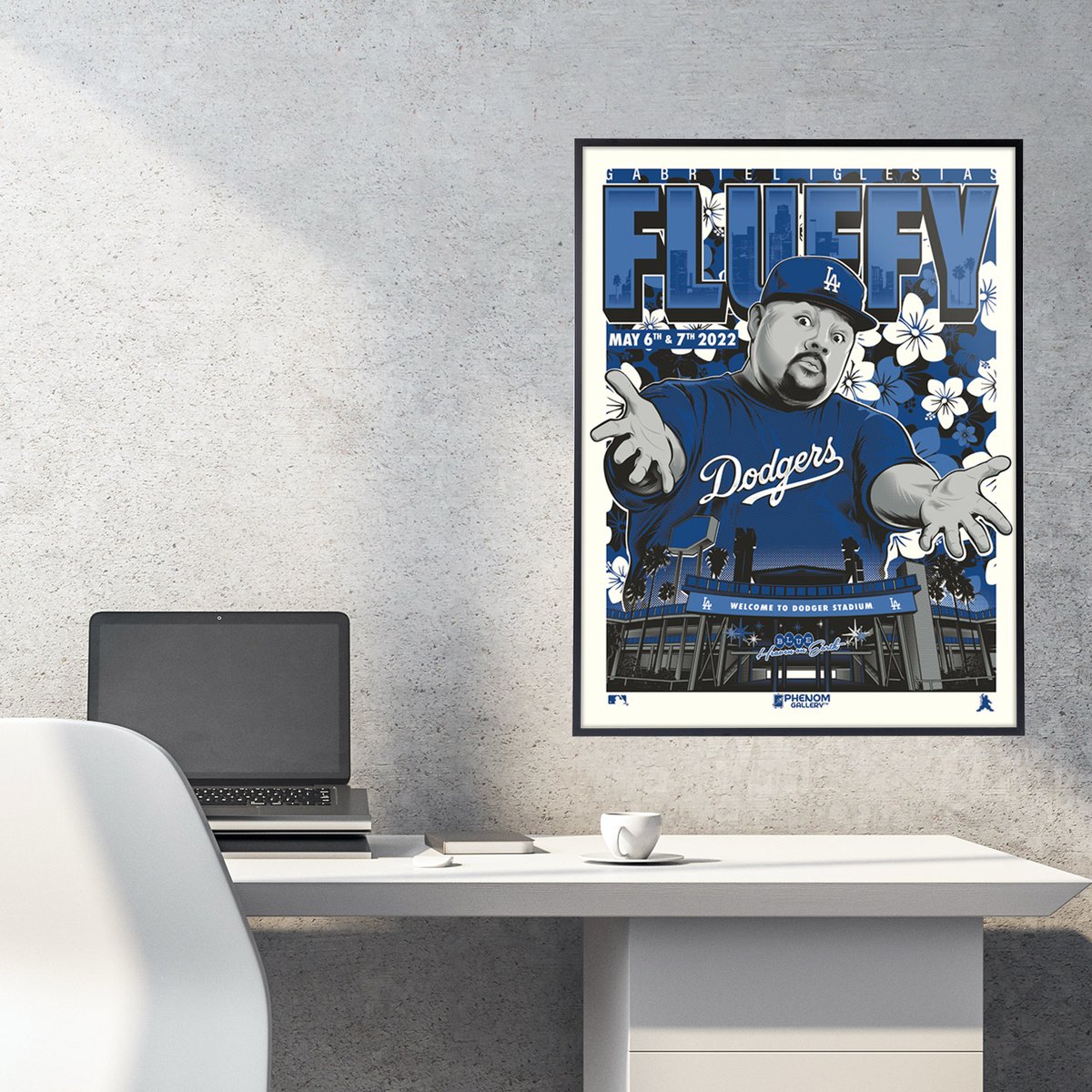 PhenomGallery's tweet photo. Limited prints still available at @fluffyguy #DodgerStadium show tonight
#MLB x #Fluffy X #PhenomGallery Collab
#LimitedEdition prints available โข Two versions, standard and foil #GigPrint
โข Individually numbered โข Art by #NestoOne โข
#FluffyLA https://t.co/3ozcd04w6p