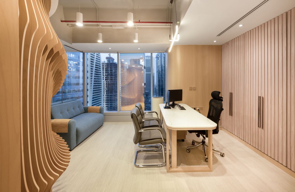 Arch2O_magazine's tweet photo. Amazing parametric commercial interior designed by #STUDIOEMERGENCE.
Photographer: #YaminiKrishna
Project Location : #JLTDubai
#arch2o #arch2o_magazine https://t.co/sOHJOwd4IV