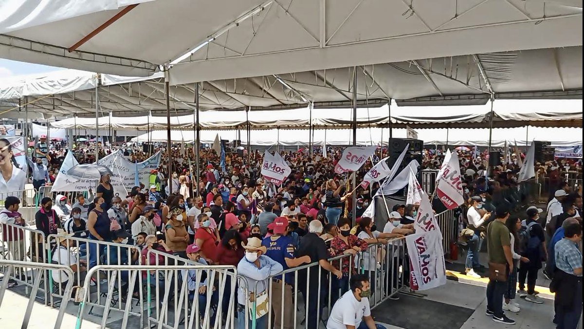 fchiguil's tweet photo. La Alcaldía Gustavo A. Madero respalda el gran gobierno de nuestra #JefaDeGobierno, @Claudiashein. Agradezco su asistencia este sábado a la explanada de @TuAlcaldiaGAM. https://t.co/ReqVkxfO6w