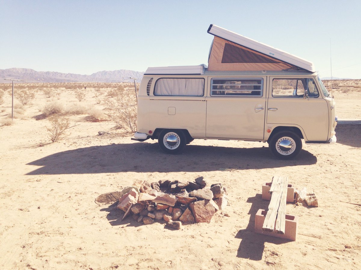 MattyBeKind's tweet image. My IRL hippie bus 🙂☮️1969 VW Westy named Woodstock 🧡Can’t wait to see my Web3 bus! #vansandvibes @DippiesNFT
