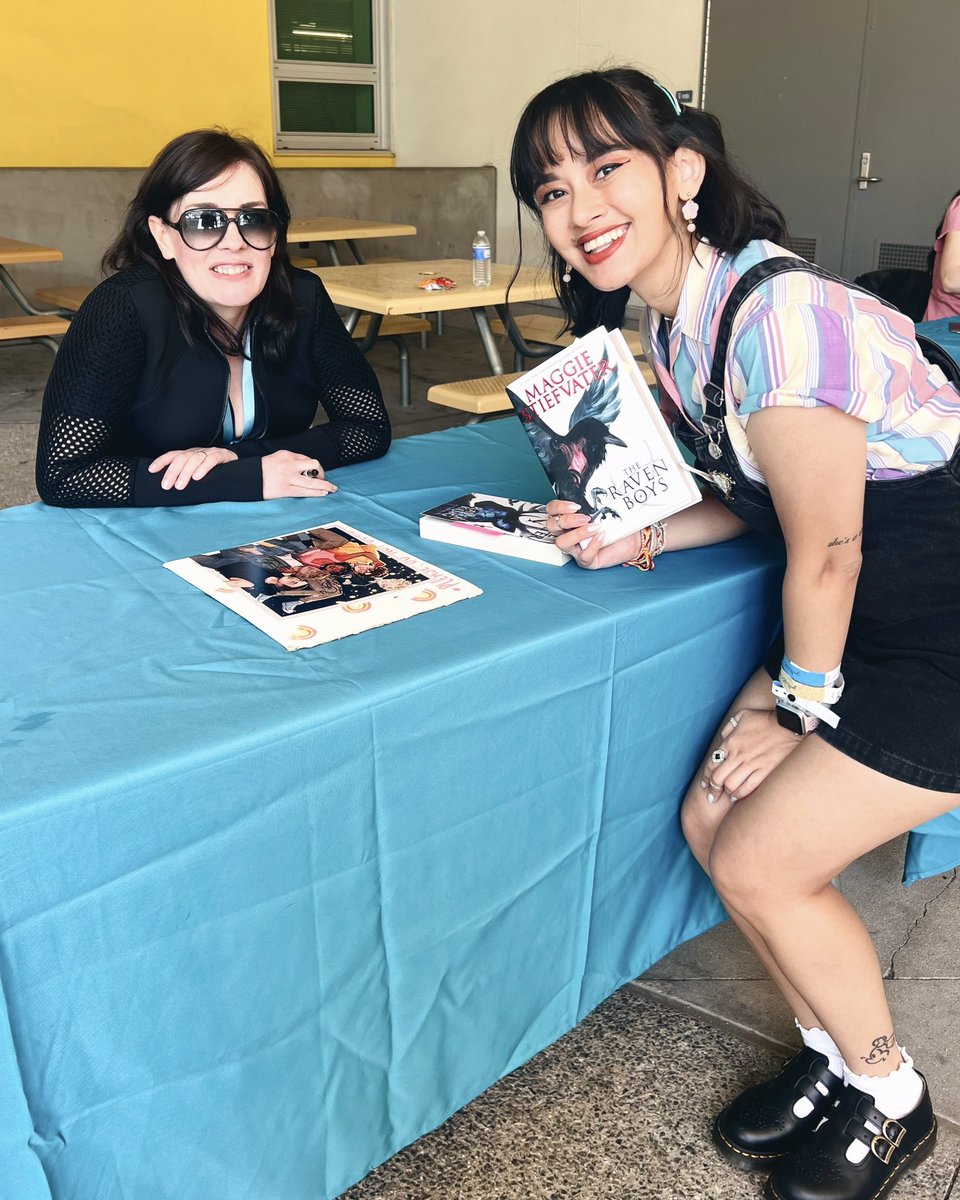 notmicah's tweet photo. thinking about how the last two saturdays were spent running on adrenaline to meet my heroes and now i’m just cleaning my room https://t.co/41e6wHAeb5