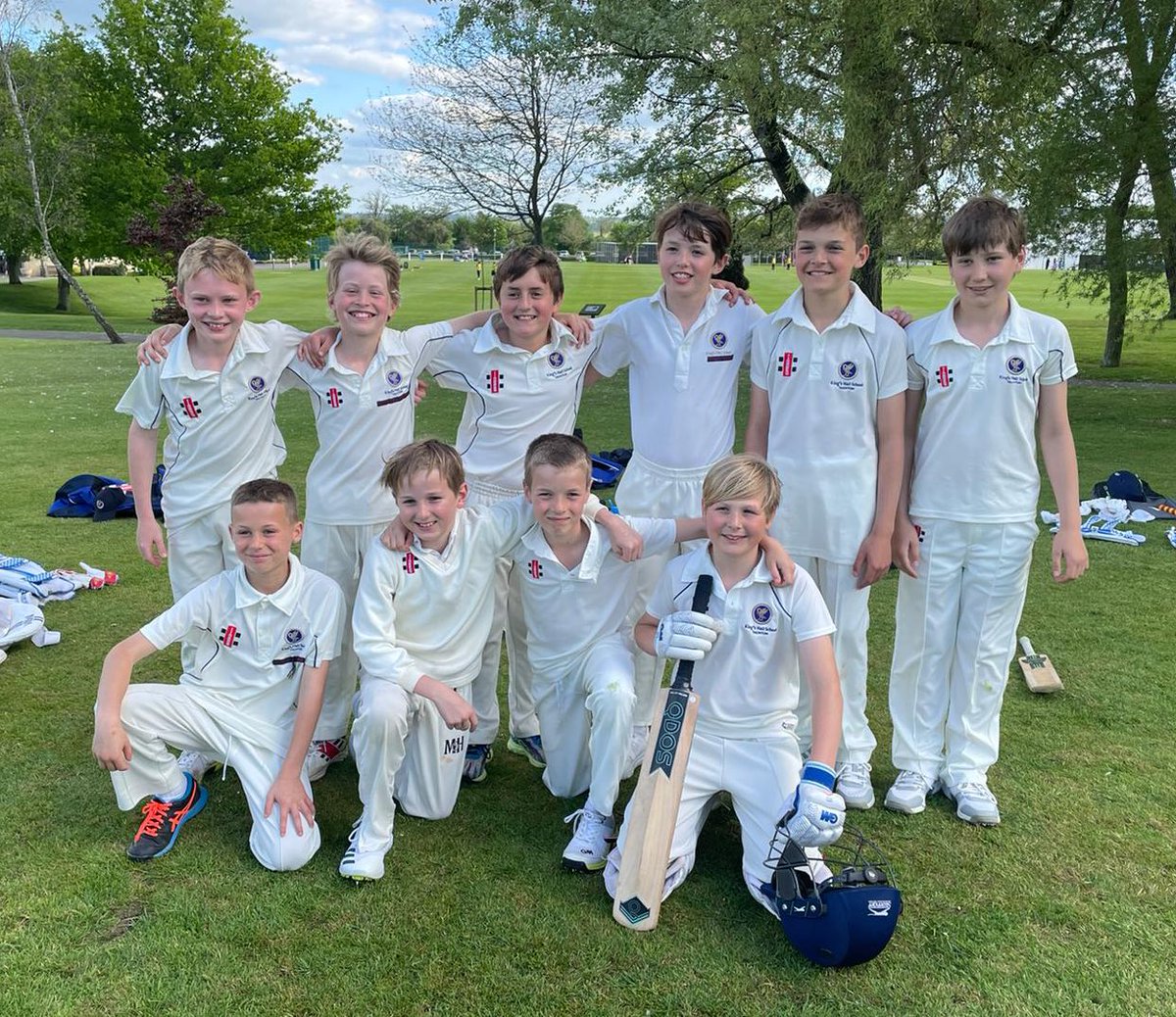 KingsCollPrepCC's tweet photo. What a privilege to umpire such an awesome match. Two fantastic sides competing at such a high level. Full respect to @MPS_Sport &amp; all the boys on the pitch 👊
Looking forward to our next game in a fortnight 🏏 #rightvalues #learning #nailbiting 
@kingshallsport 
@KingsHallSchool https://t.co/3wG0dy89cd