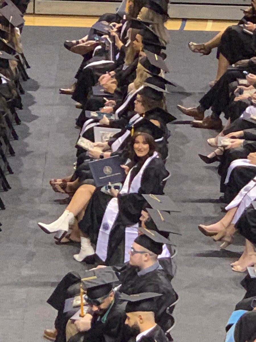 emilygraceeep's tweet photo. spent 30k for a pin but atleast I’m officially a swosu alumni https://t.co/xJbcZo5uBp