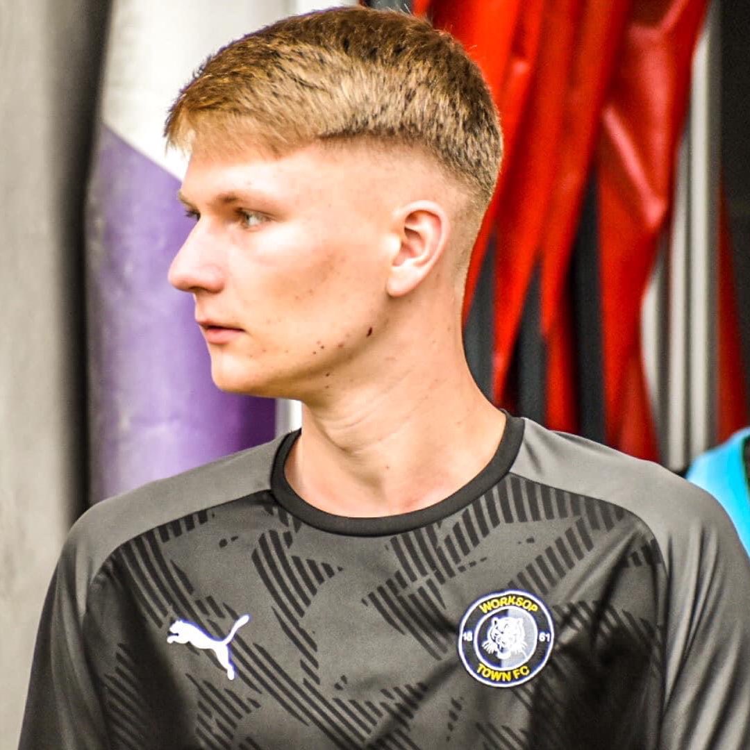 worksoptownfc's tweet photo. 🏆 𝗠𝗼𝘀𝘁 𝗜𝗺𝗽𝗿𝗼𝘃𝗲𝗱 𝗣𝗹𝗮𝘆𝗲𝗿 𝗼𝗳 𝘁𝗵𝗲 𝗦𝗲𝗮𝘀𝗼𝗻

👏🏻 Under-21s starlet Luke Morris has been named as the most improved player this season!

Well deserved, Luke!

#UTT 🐯 https://t.co/ocwSbkR9bC