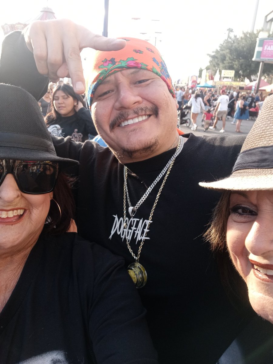 HereComsTrouble's tweet photo. #LAFair 5/5/2022 ~ ➡ @doggface208 Thank you for b n so kind to your Fans AND taking a pic with Me n
Sis ~ 🙏🔴🔴🔴🔴🔴🔴🔴🔴🔴🔴🔴🔴🔴🔴🔴🔴🔴🔴🔴🔴🔴🔴🔴🔴🔴🔴🔴🔴🔴🔴🔴🔴🔴 https://t.co/iUNPbmFo6W