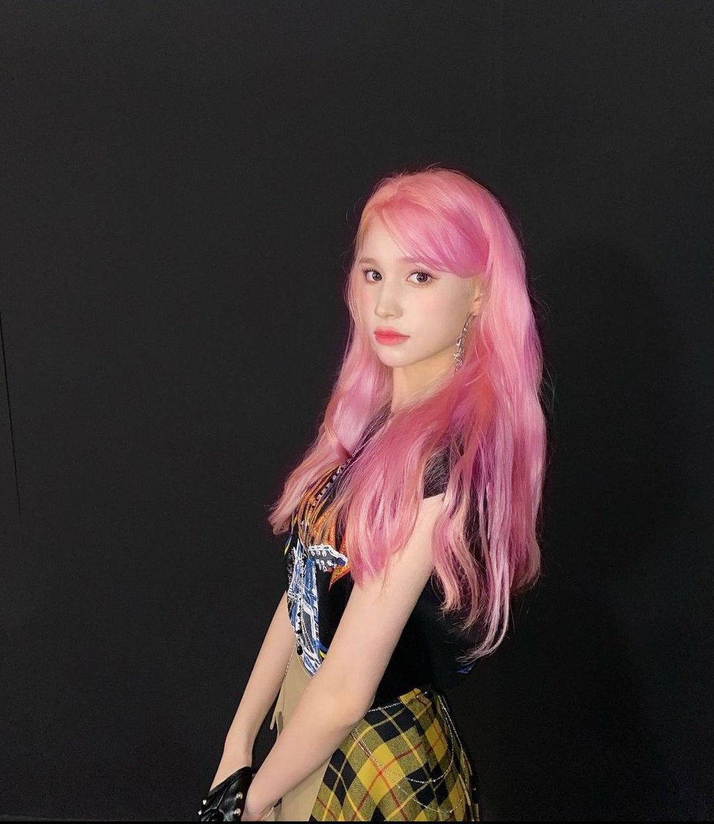 RINA0LOGY's tweet photo. i need pink bahiyyih </3 https://t.co/3Ye9UQDUsu