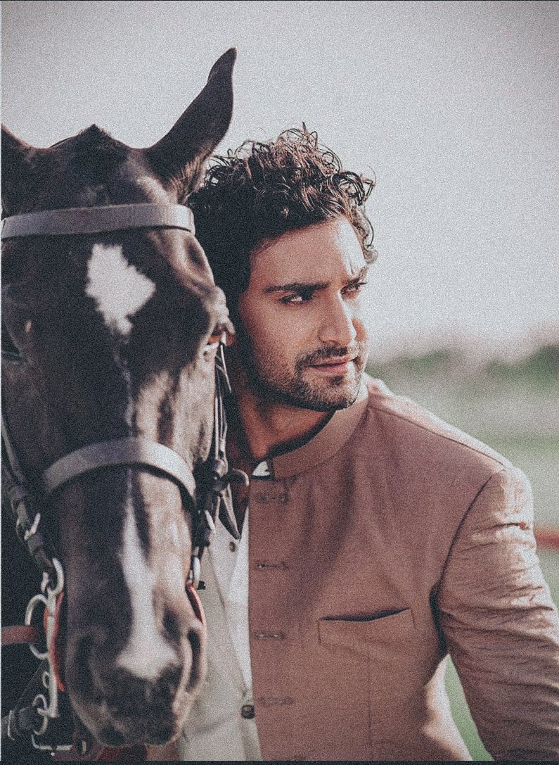 TheStormyyMind's tweet photo. || My desi Bridgerton ||

Ahad Raza Mir as Lord Anthony Bridgerton
Jennifer Winget as Ms Kathani Sharma

#AhadRazaMir #JenniferWinget

Ps: Coz everyone is making their own Brigerton ships 🥺😭 https://t.co/IXjL7VXBNb