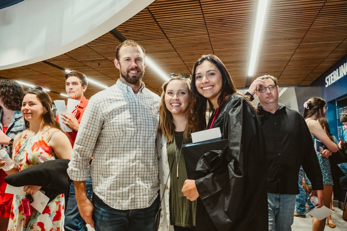 SterlingCLife's tweet photo. Congratulations, Sterling College Class of 2022! The Sterling College Warrior family of faculty, staff and the community of Sterling, join with ...!#SterlingProud #Classof2022 #HereAtSterling #SwordsUp
https://t.co/VTuQealyM0.
#HereAtSterling #SterlingCollege #SnapshotsFromCampus https://t.co/lZErlb28Ht