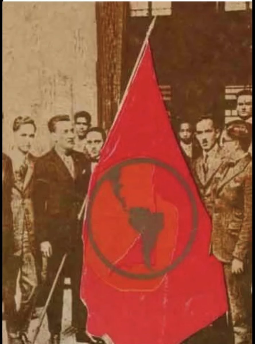 JPA_APRA's tweet photo. 98 años de rebeldía juvenil hecha acción y praxis política para Indoamérica. https://t.co/I3kkYoVBWL