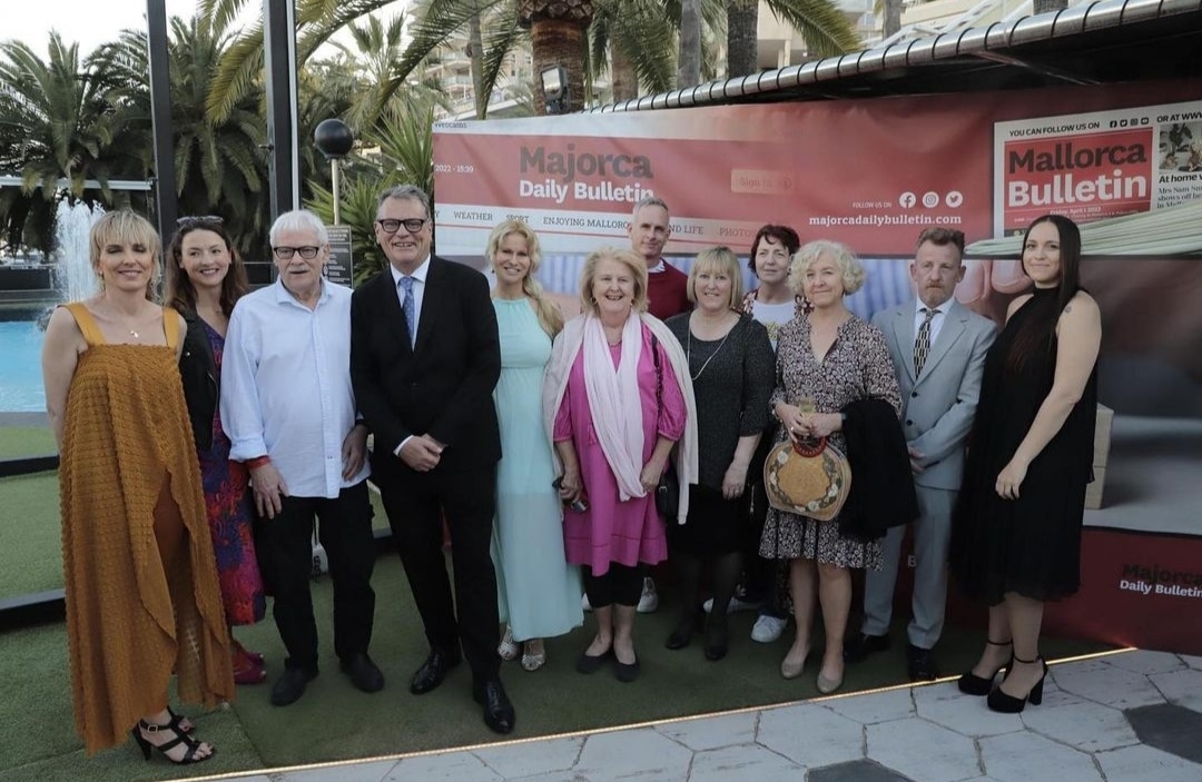 ElblogdeAmanda's tweet photo. Celebrating the launch of the new @MajorcaDaily website and weekly bumper in paper. Perfect balance 💙
Wonderful gala‼️👏👏👏
@UHmallorca
@CincDiesIB3
#Mallorca
#mallorcabulletin
#gala
#palmaparty
#vip
#vipmallorca https://t.co/917uEupCdv
