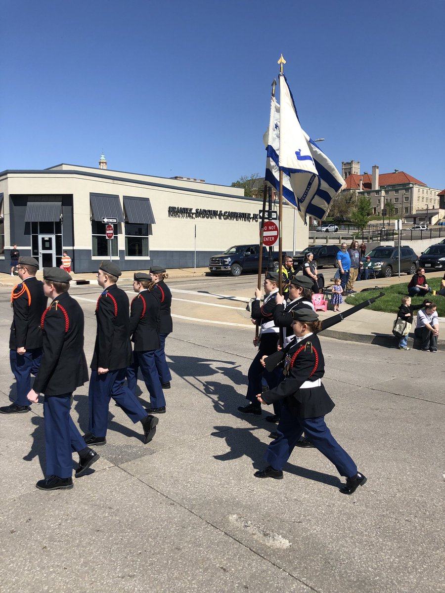 CHS_JROTC's tweet photo. RO at the Apple Blossom Parade https://t.co/cjuTv2myBy