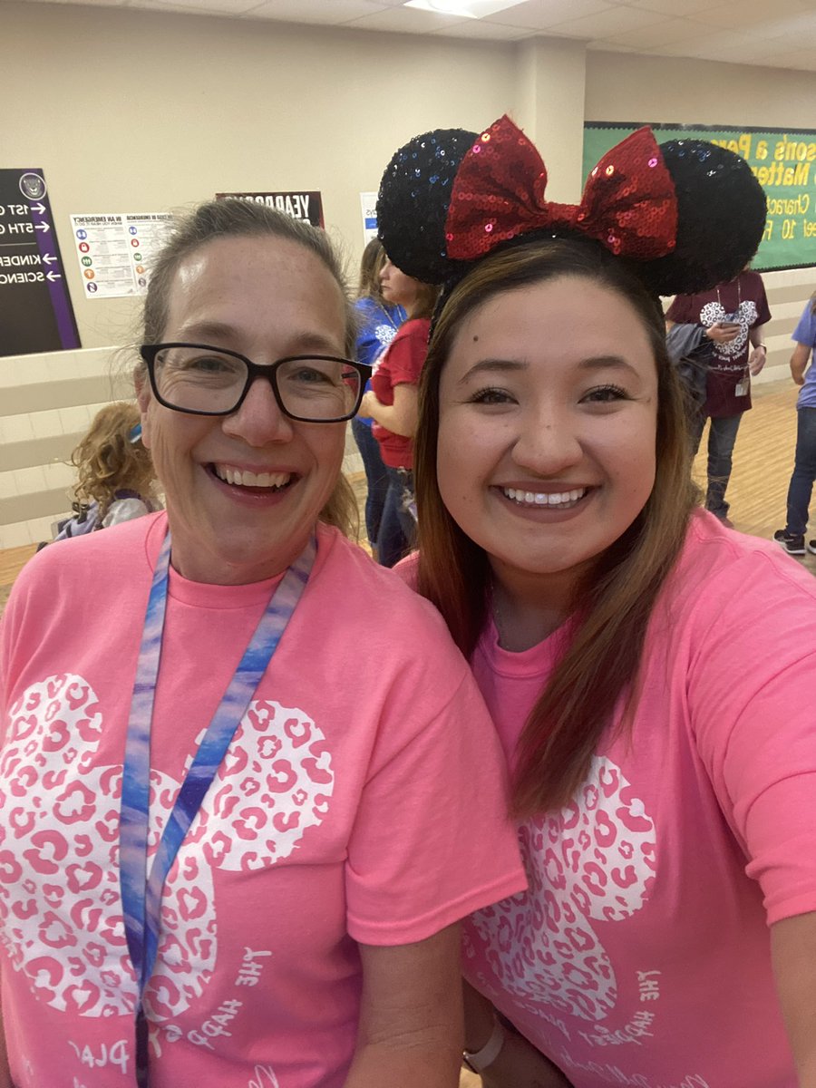 Love my teammate. Ms. Vargas you are amazing. I never knew she was in the choir. #mjejags #jagsney #pinkdreamers