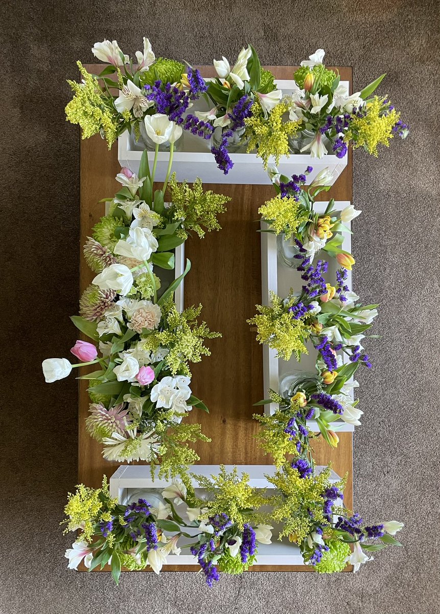 aliciahoff88's tweet photo. Homemade Flower 🌸 Boxes for the Moms in my life 💕 #Crafty #FlowerPower #HappyMothersDay https://t.co/Ho56rNgx6q