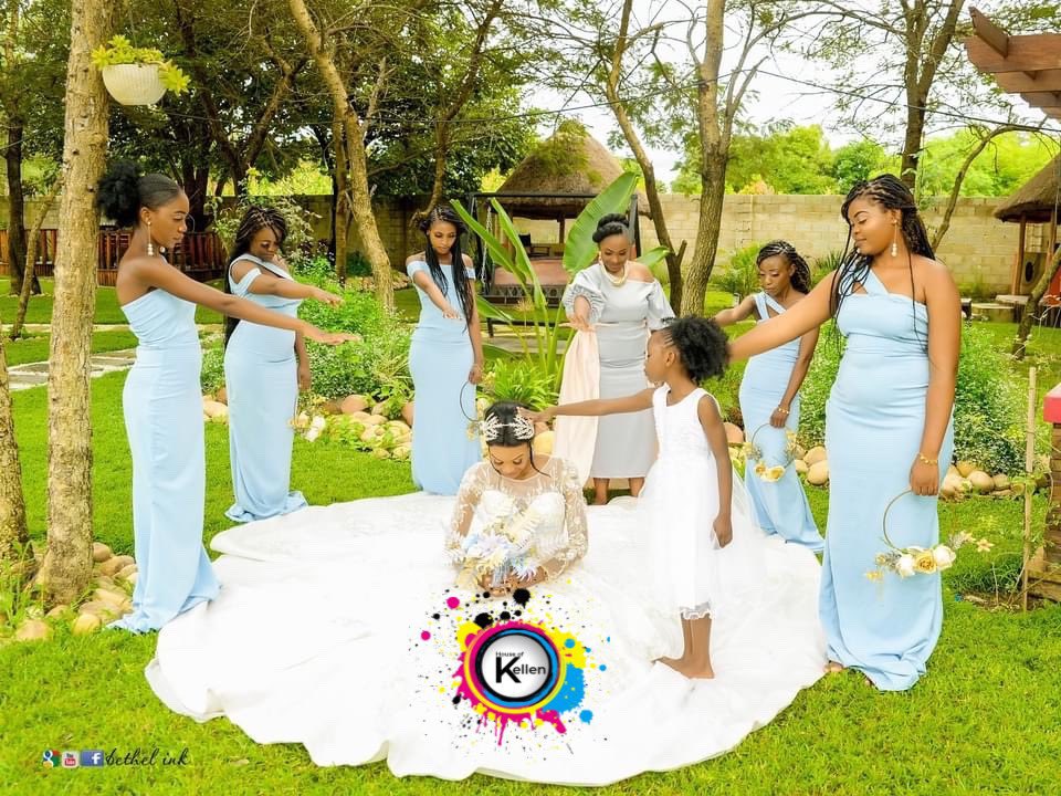 kellen_of's tweet photo. Preorder your bridesmaids dresses from @kellen_of  for k280,,,,the price includes labour and fabric 😍😍😍 https://t.co/woQujVrOAY