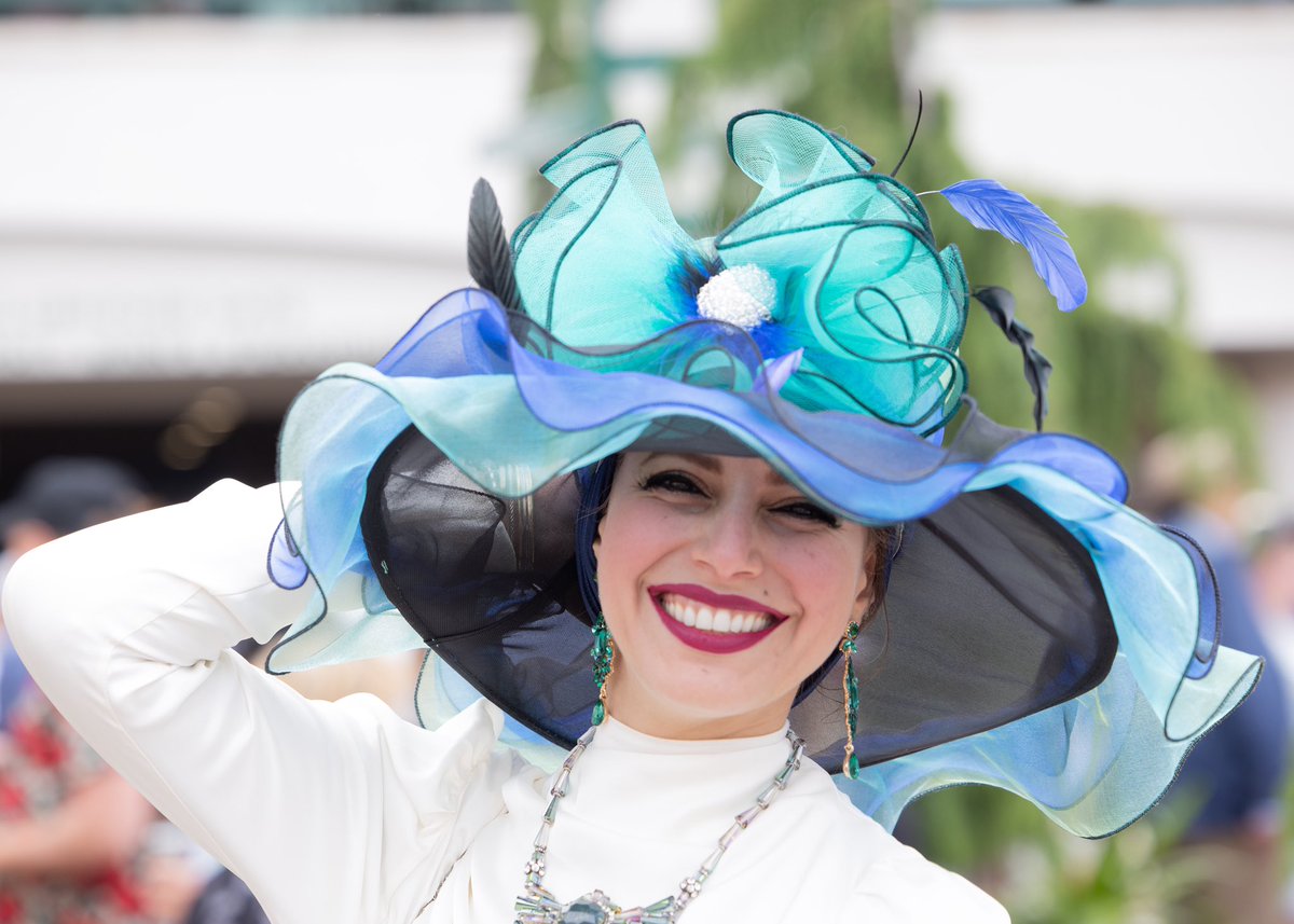 KentuckyDerby's tweet photo. The bigger the hat the better at the #KYDerby https://t.co/cFj7K9eQsS