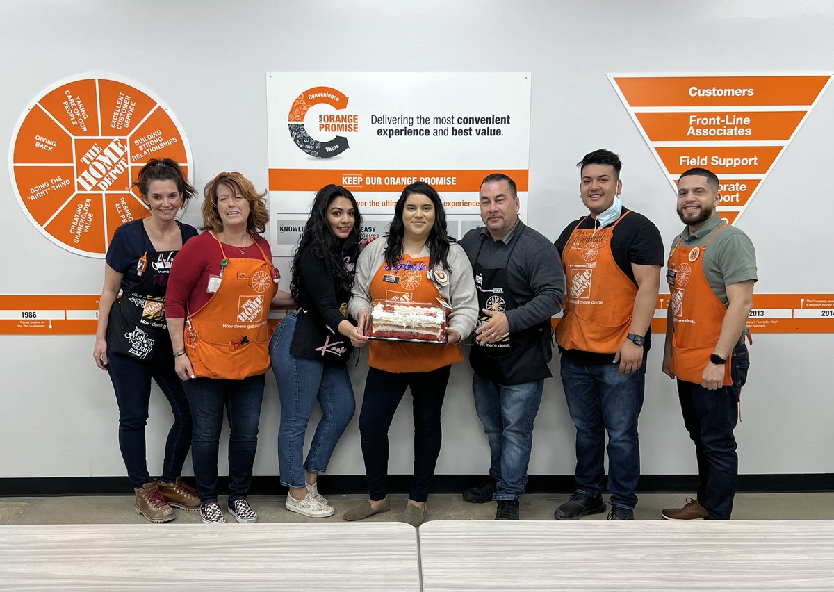 josh_thd's tweet photo. Pleased to announce our CXM Gabriela’s promotion to ASM!!! Your hard work and dedication paid off! Thank you for being the leader you were for 1908. We will miss you dearly. Your next store is lucky to have you! https://t.co/Y13HglPgdZ