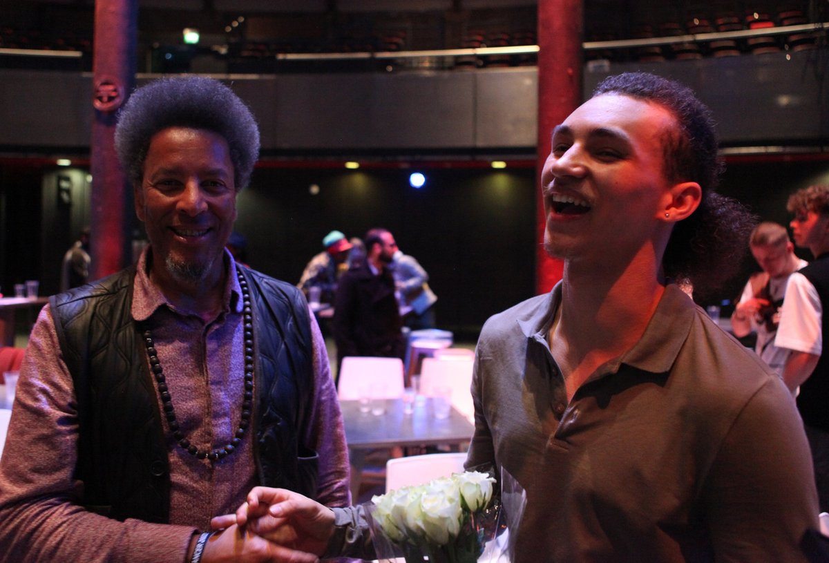 viewmagazine's tweet photo. Some photos from #BBCyoundancer Thanks to @KennethTharp for being such a great man and mentor to Robert. Kai snapping Matthew and er? Rob's award for collaboration ๐๐ฟ๐๐ฟ๐๐ฟ Collaboration - a gift to share.๐๐ฅฐ๐๐ฅฐ #BBCyoundancers https://t.co/sTurToscTA