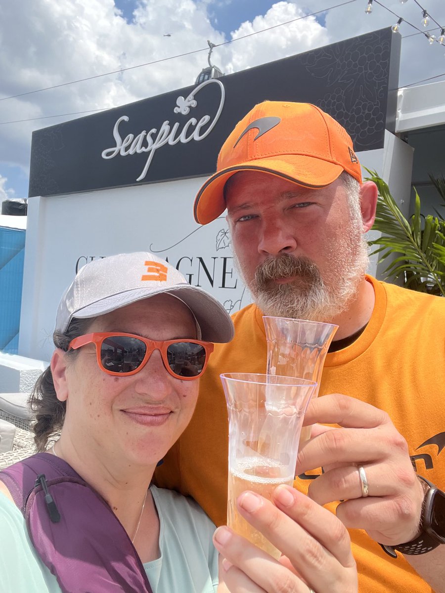 MissyKimm's tweet photo. Getting ready to watch qualifying https://t.co/xtGMW7VEcp