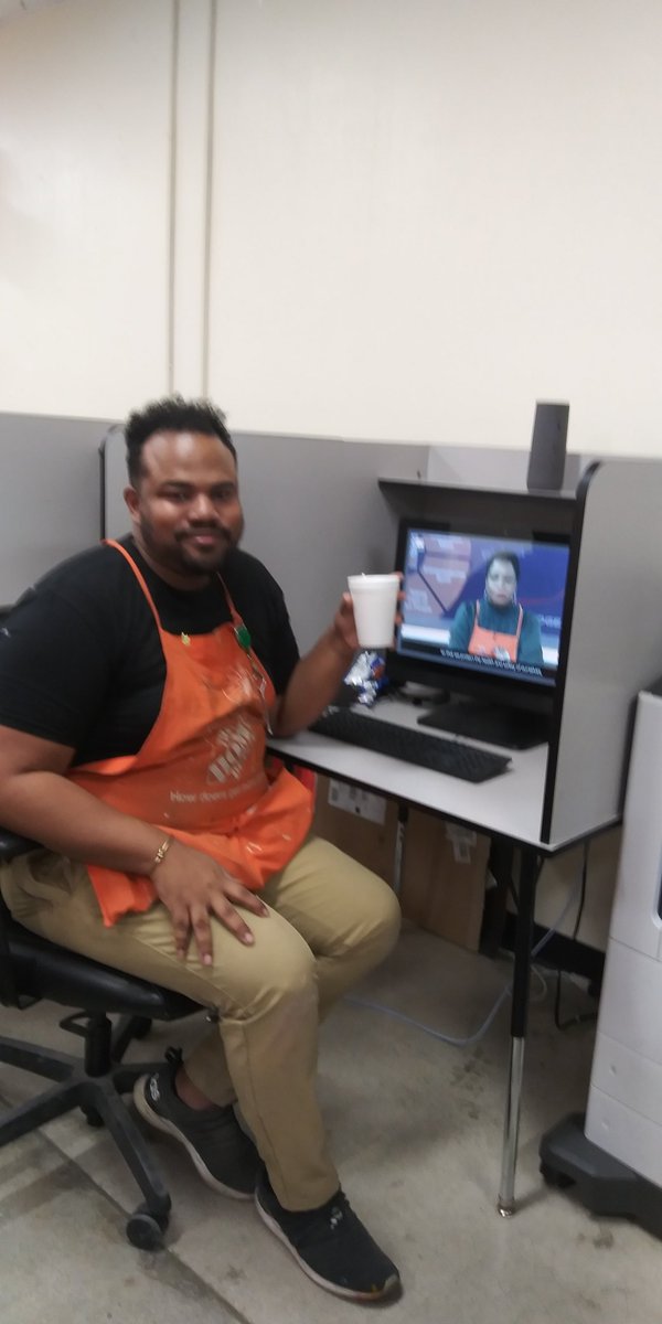 Laricoco1's tweet photo. Thanks for working safe, from the Infocus team, Popcorn day Store 6339 @vivcardenas12 @thd6339 @6339HomeDepot @FarleyDeno @Barbara41074897 https://t.co/3FiUiadqts