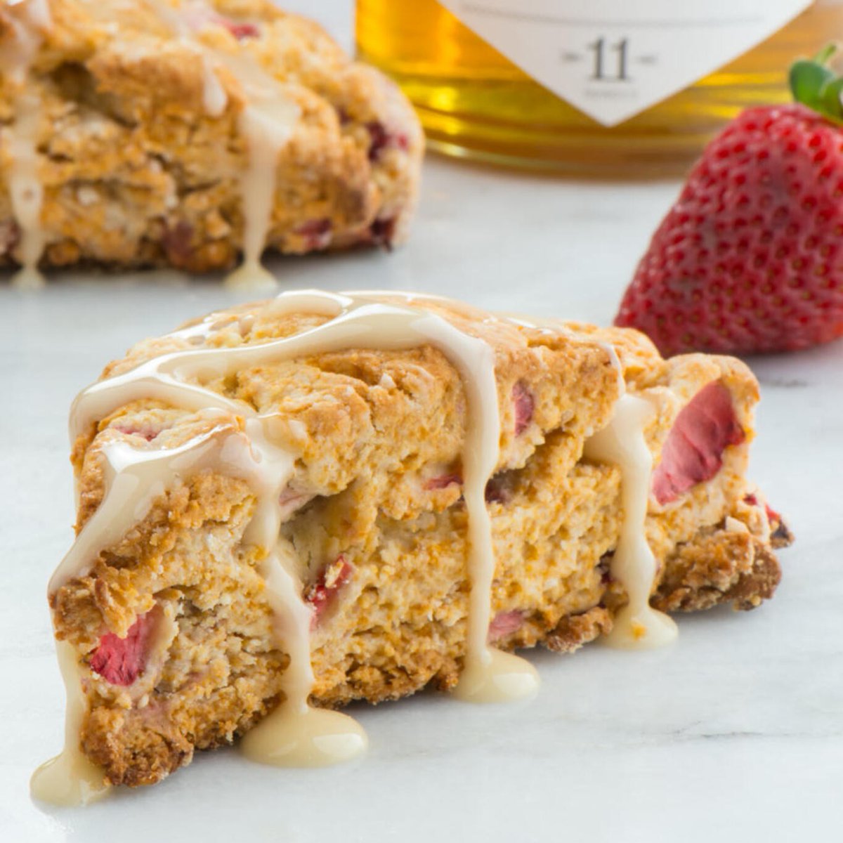 Our Honey Strawberry Scones are packed full of delicious berries, all wrapped in a buttery pastry shell. Perfect to share with mom - or enjoy all by yourself! 🍓 
.
.
waxingkara.com/honey-strawber…