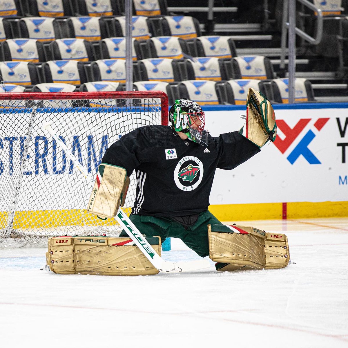 mnwild's tweet photo. Future HOF glove flash 🌟🌸

#mnwild https://t.co/QkUj42RXNx