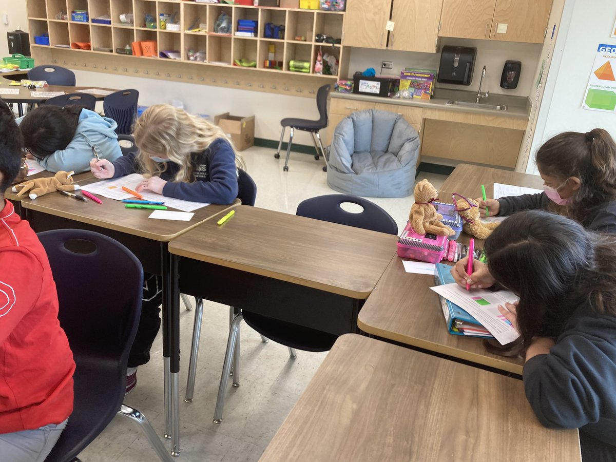 BrendaWinters18's tweet photo. @NISDWWT 5th G students enjoy a peaceful environment studying math with their Beanie  Babies. @BrenSanCarr @Kells2111 https://t.co/kdMHlll99U