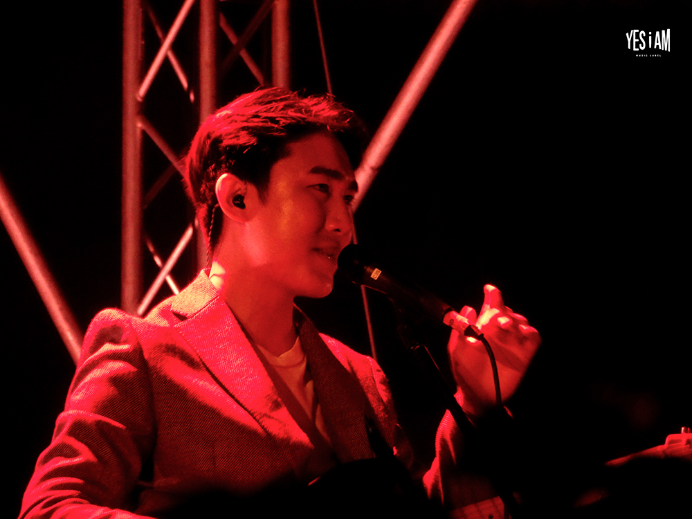 iammusiclabel's tweet photo. มีภาพแคมป์ จาก STAGE 5 เมื่อคืนนี้ มาฝากกันนิดหน่อยค่า ใครได้ดูสดที่เวทีกันบ้าง 🙌 🙌🙌 ขอบคุณ 
@ThisisCatRadio ที่ชวนมาขึ้นด้วยค่า
ไว้เจอกันใหม่ปีหน้ากับ #CATEXPO  นะคะทุกคน
เมื่อคืนไลฟ์ในไอจี #YESiAM น๊า 
ไปดู Live ย้อนหลังได้ ❣️ https://t.co/oqk4kjURuN

#MANASSAVEE #CATEXPO8 https://t.co/AdeB5yWIkV