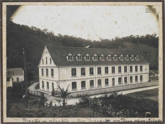 OBrasilAntigo's tweet photo. Companhia Hering, Blumenau, Santa Catarina, 1922. 
- Arquivo Nacional https://t.co/pioUPCSp09