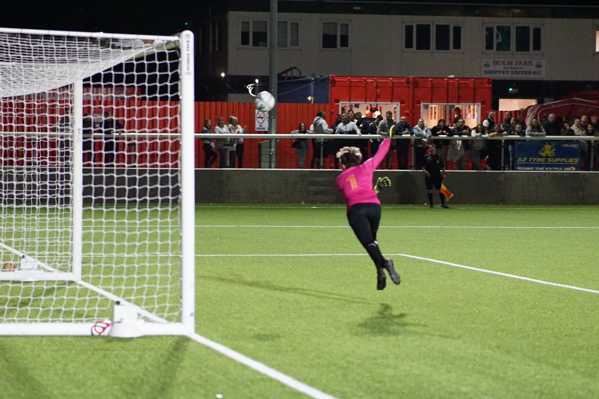 Gray180's tweet photo. @EastSheernessFC https://t.co/1SGt0LRKdp