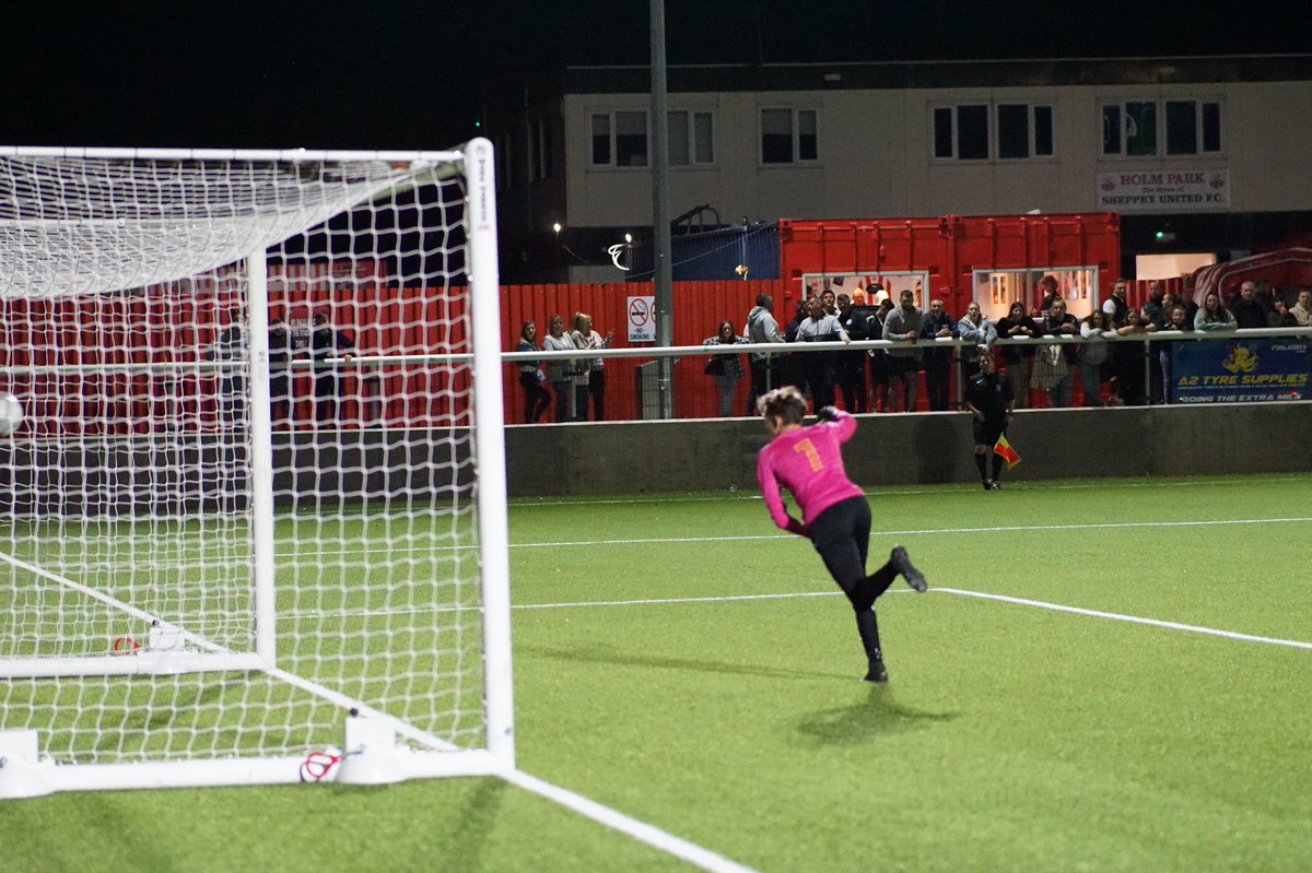 Gray180's tweet photo. @EastSheernessFC https://t.co/1SGt0LRKdp