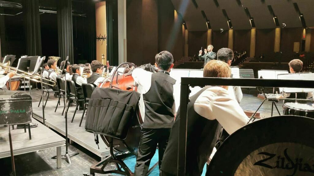 cookmsband's tweet photo. https://t.co/urtIypETH5! ☄️🔥 #cookrangerband #symphonicband #gong #brakedrum https://t.co/w9EMPabqEK