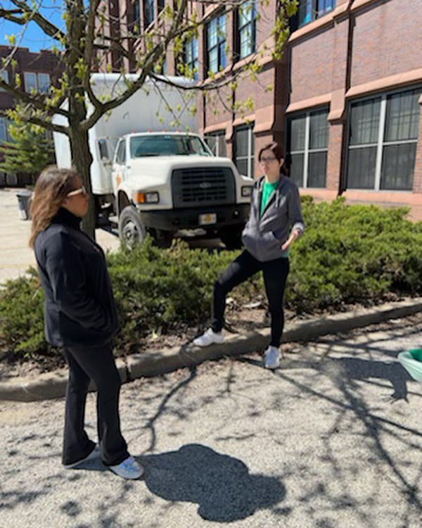 Kim4Water's tweet photo. Thank you to @DanielLaSpata and @reducewastechi for hosting @MWRDGC today for their Reuse & Recycle Pop-Up! We distributed free 🌳 saplings and a chance to win a rain barrel for your home! #stormwatermanagement #RestoreTheCanopy #mwrd #treesapling #tree #chicago #1stward https://t.co/Aax05aIjRe