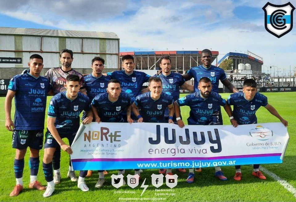 OficialGyEJujuy's tweet photo. #JuegaElLobo 🐺⚽ 

⏱️ ¡Final del partido! 🙌🏼 

Por la décima cuarta fecha de la Primera Nacional, nuestro primer equipo le ganó a Deportivo Riestra por 4 - 0, con goles de Gabriel Mendez, Matias Palavecino, Leandro González y Esteban González. 👏🏼💪🏼

#VamosLobo🐺⚪🔵 https://t.co/pexkIQb2e2