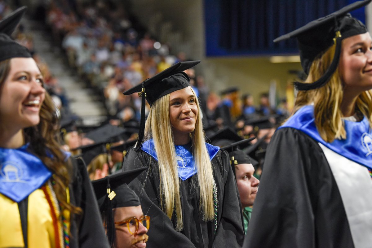 GeorgiaCollege's tweet photo. That's a wrap on our commencement ceremonies! We have enjoyed celebrating all of our graduates this weekend. Congratulations to the Class of 2022! #georgiacollege #commencement #gcsu22 https://t.co/L45MAEcRAw