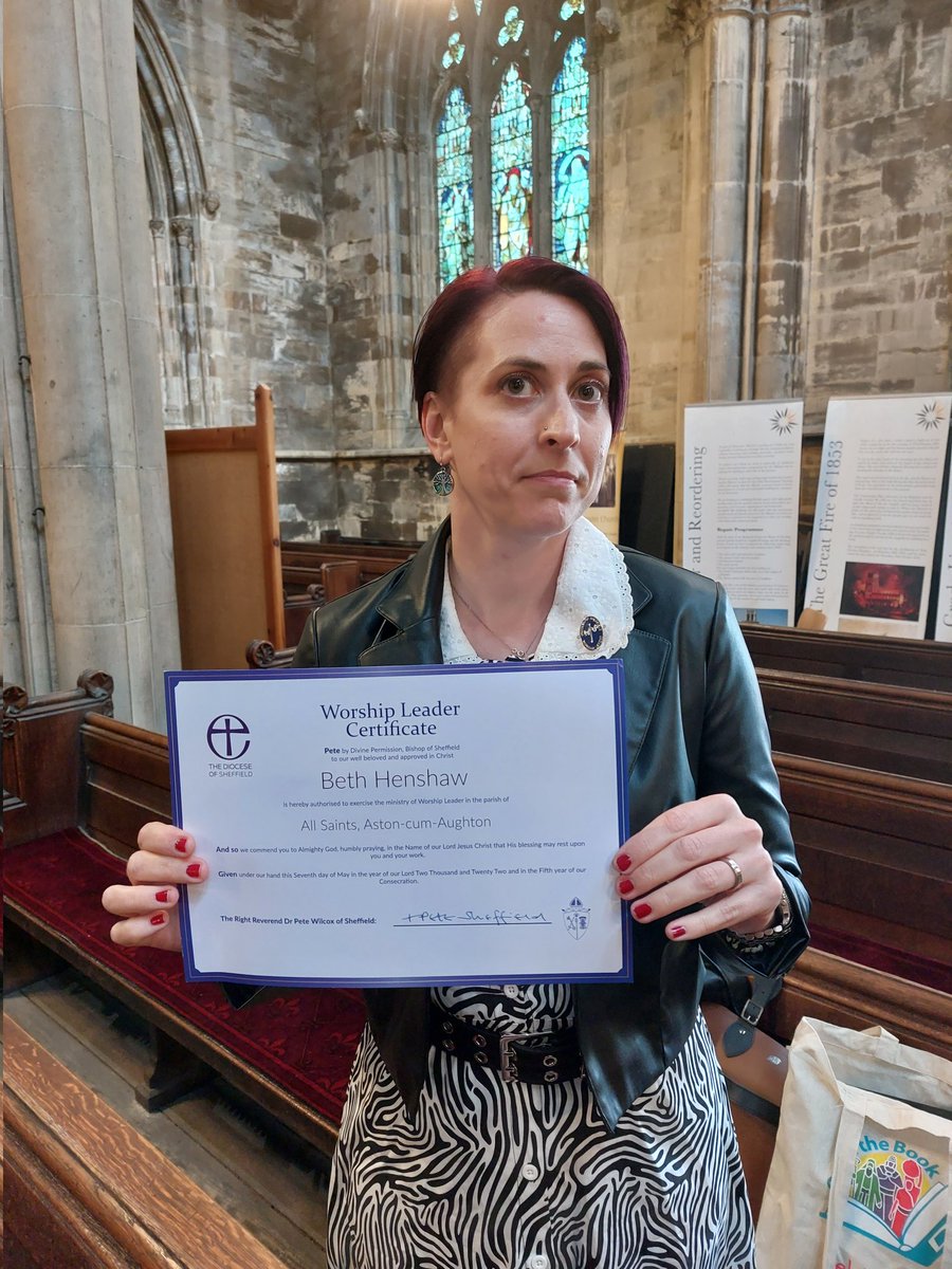 Lovely afternoon at Doncaster Minster being authorised as a Worship Leader. So lovely to celebrate the various lay ministries in our diocese. #diocesesheff #vocations #doncasterminster