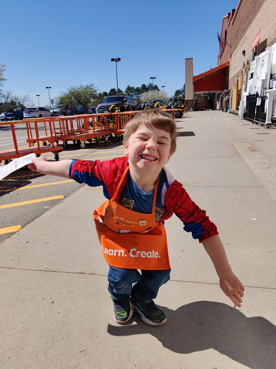 Got to do the #kidsworkshop at <a href="/Home2734/">Chesterfield Home Depot #2734</a> with my son. What a blast! @XKerrigan @dennissanders13 @ericpalomo11 <a href="/paulscag2734/">Paul Scaglione</a> <a href="/Eminy2734/">Emily Baker</a> <a href="/patrickswerner/">Patrick Werner</a> <a href="/mamark1963/">Marilyn Markham</a>
