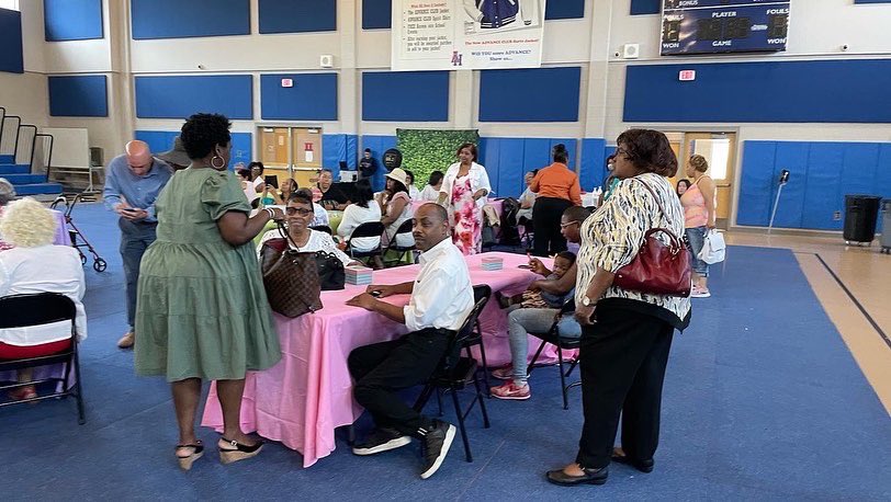DeeBoydBroker's tweet photo. What an amazing morning celebrating mothers in our community!! CM Freddie King, the smooth sounds of our singing Diva Gina Brown, the Bruhs of Omega Psi Phi, volunteers&more, you did an AWESOME job today! Thank you all very much!
#happymothersday #mothersdaybrunch #AlgiersStrong https://t.co/aVsY2d3vLX