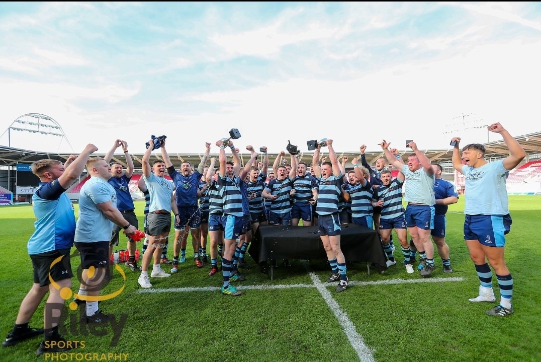 Ymlaen i'r Prif digwiddiad! Onto the main event! Massive congratulations to <a href="/Narberth_RFC/">Narberth Otters RFC</a> on their victory today. Awesome rugby on show! Also awarded as West WRU/Scarlets league winners. Great season from the Otters! <a href="/geraintrugby/">Geraint John</a> <a href="/chris_ower/">Chris Ower</a> <a href="/AllWalesSport/">All Wales Sport</a>