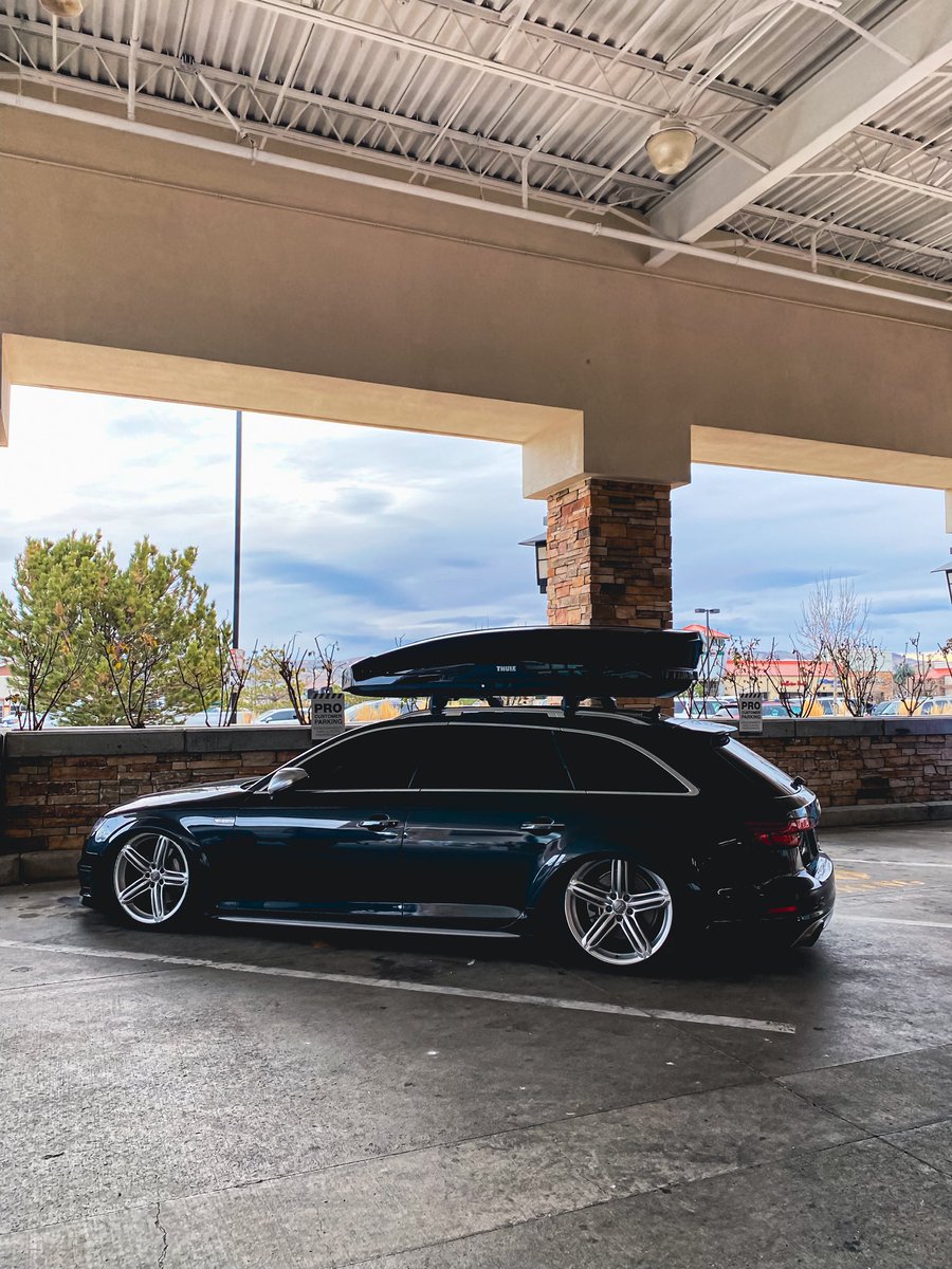 help a guy out selling stuff 🙌🏻

B9 Audi airlift performance front and rear (rear shock included)
Airlift 3p 3/8 line
Black Viar 444cc
Polished 4 gal tank 
$3500 shipped

Also have a full set of Q5 spec 20x8.5 et33 Peelers with literally brand new toyo proxes sport 235/35 on them