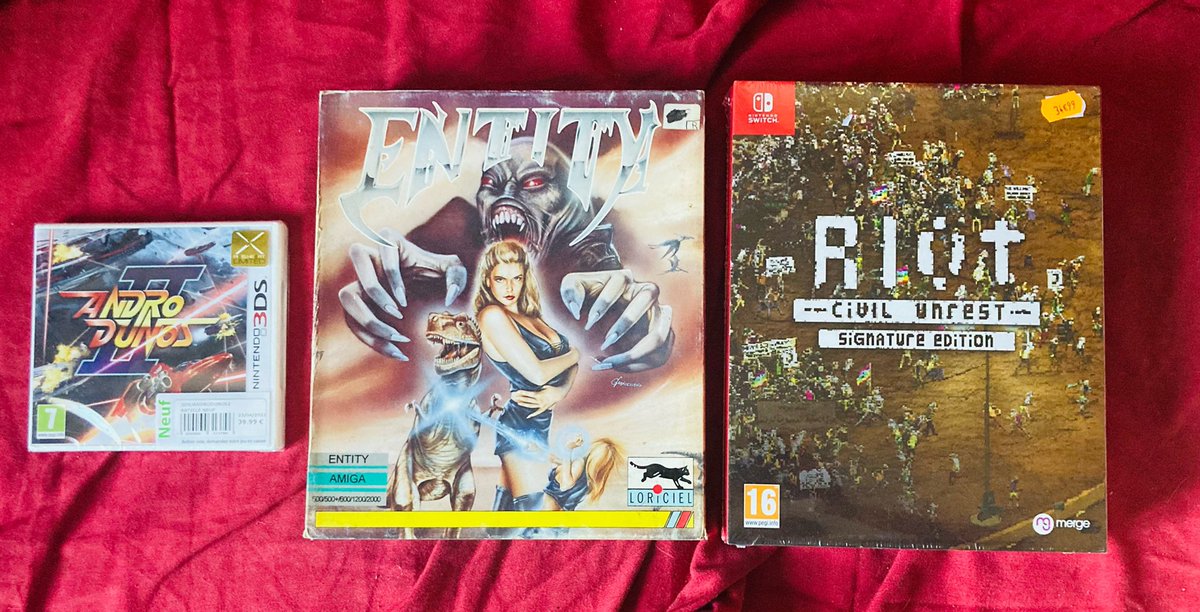 notnicholas's tweet photo. Les jolies petites trouvailles du jour, #androdunos2 sur #3ds , #riotcivilunrest sur #NintendoSwitch mais aussi #entity sur #Amiga500 !!! https://t.co/LB1PLE3UdR
