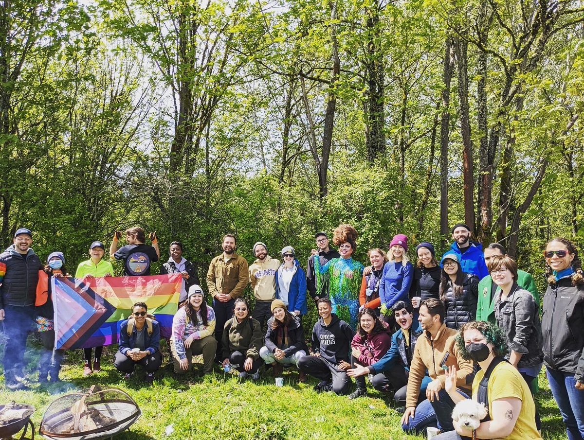 wa_conservation's tweet photo. Today, our staff / friends celebrated #EarthGay w/ partners @SeattleAudubon @patagoniasea #qpochikers @greenseattle @WCVoters #sharedspacesfdn We had drag performances, birding, restoration projects, trail walks, and community #gay #queer #lgbtqia https://t.co/kDuUWkV9wM