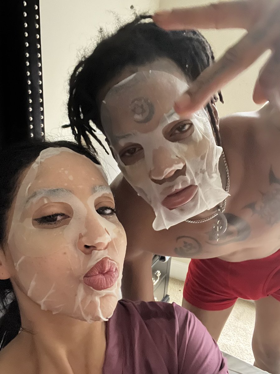 Thouxanbanfauni's tweet photo. Meet the Myers https://t.co/Dwgt1FIkNk