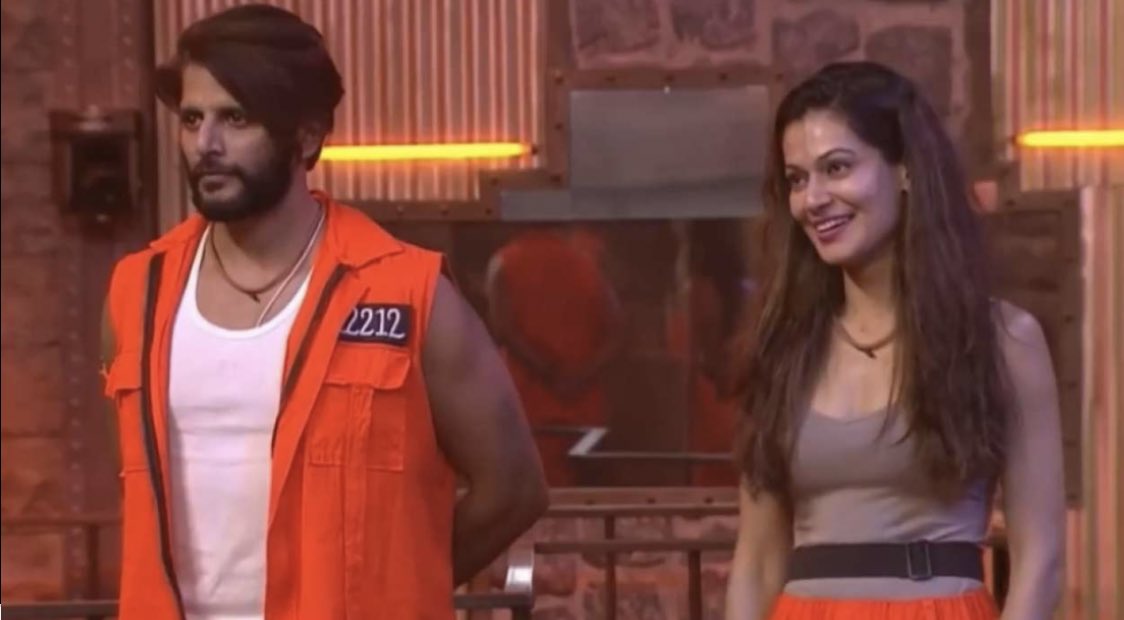 KVBohra's tweet photo. You did your best #PayalRohatgi ….From day 1, till the finale you played like a champion, LockUpp wouldn’t have been @lockuppseason1 without you.

and now the road is paved ahead for bigger and brighter opportunities… @MXPlayer @altbalaji https://t.co/w0DD15ggZy